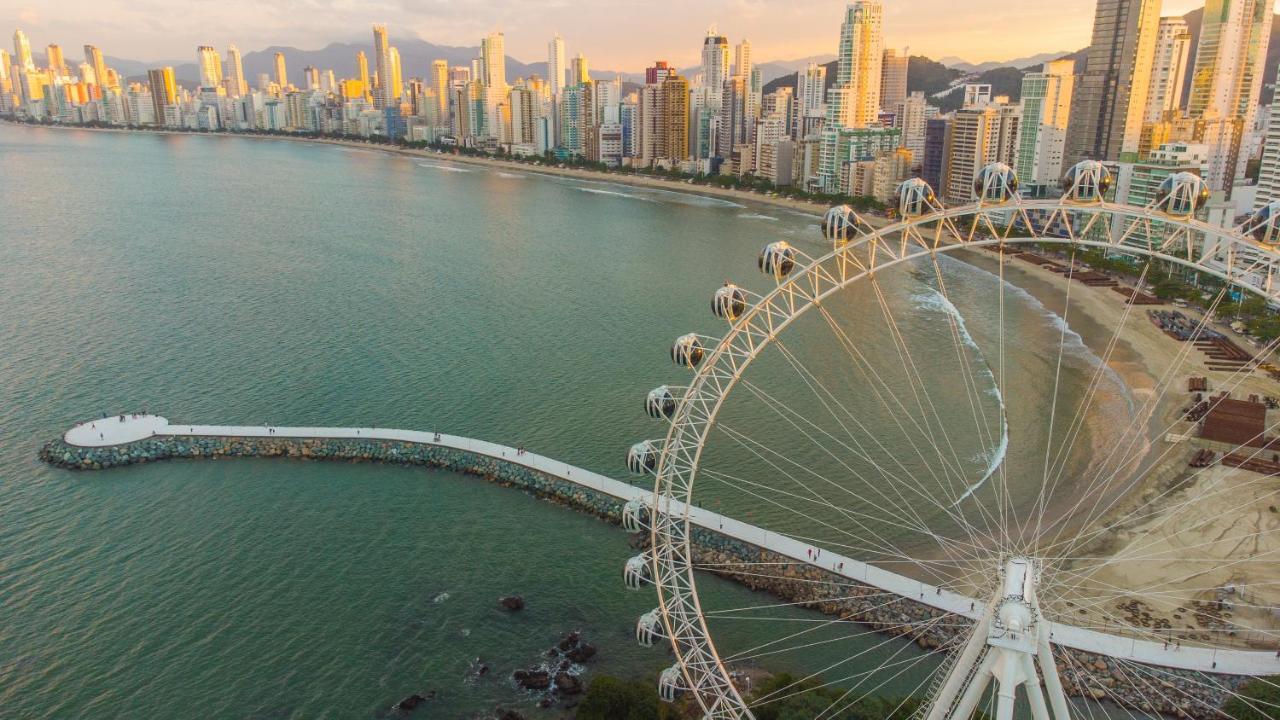 Estaleiro Com Charme - Ar, Churras E Pet Friendly Balneário Camboriú エクステリア 写真